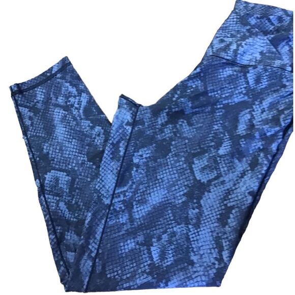 AEO Aerie Crossover Leggings Blue Snakeskin - Picture 5 of 6